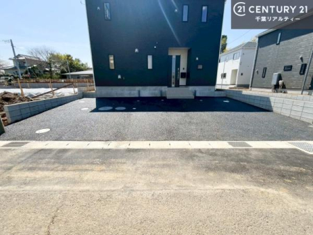 ���ԏ� ���ԃX�y�[�X��3�䕪����܂��I�Z�J���h�J�[�͂������A�o�C�N�⎩�]�ԂȂǂ��u���ꏊ�ɍ���܂���B