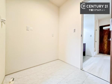 ���ʑ�E���ʏ� �����h���[���[���t���I�L�X���Ă���̂Ő���@�̂ق��ɓ��p�i�̎��[���b�N���̃X�y�[�X�����܂�܂��I���������₷���Ԏ��I