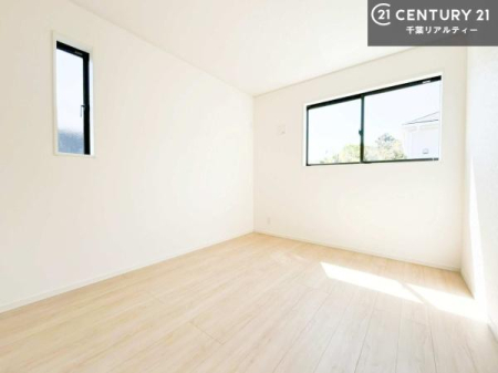 �m�� 2�ʍ̌����m�ۂ������邢�����́A���ʂ����ǂ��A���邭��ϋ��S�n�̗ǂ���ԂƂȂ��Ă���܂��B�����b�N�X���ĉ߂�����S�n�̗ǂ��������ł��I