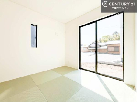 �a�� �^�^�~�̍��肪���炬��^����A�����b�N�X��ԁB�����傫���J�����̂���a���ƂȂ��Ă���܂��B���{�l�̐S������u�a�v�̋�ԁB