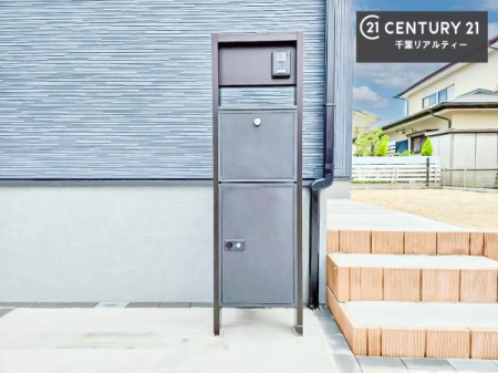 ���̑����n �����T���̂������E���v�]�E������ȂǁA���Ȃ�ƕ��ЃX�^�b�t�܂ł��\���t�����������I�s���Y�Ɋւ��邱�ƂȂ�A�ǂ̂悤�Ȃ��Ƃł����S���ӑΉ������Ē����܂��B
