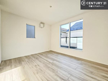 �m�� �D���������������ޗm���́A���̖ڊo�߂��C�������ǂ������ł��ˁB���������Ԃ��������Ɖ߂������Ƃ��ł��܂��B�D�����F�����̃t���[�����O���ǂ�ȉƋ�ɂ��}�b�`���܂��I