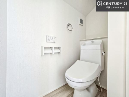 �g�C�� 1�E2�K�Ƀg�C�����������܂��I���̖Z�������ԑт��҂����ɂ��݂����ł��ˁB������Ƃ����������̂���g�C���ł�����ꂪ���₷���ł��I