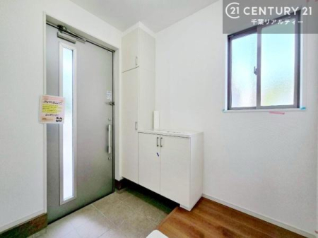 ���� ���ċA���Ă��Ă��A�������܁I�����������Ȃ�A�D�����}������Ă�����ԂɂȂ��Ă��܂��B
���邭��������錺�ւł��I