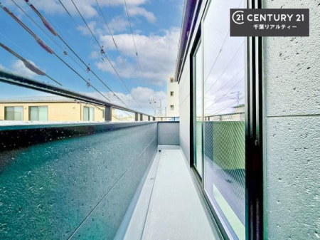 �o���R�j�[ �z������̗ǂ��o���R�j�[�ŁA�����󕨂��悭���������ł��ˁI
���V�C�̗ǂ����ɂ̓o���R�j�[�֏o�ă��t���b�V������̂��C�����悳�����ł��B