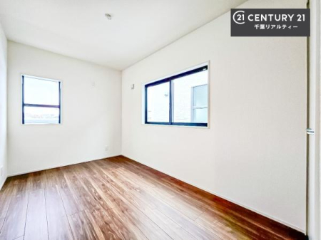 �m�� ���邢�����́A���ʂ����ǂ��A���邭��ϋ��S�n�̗ǂ���ԂƂȂ��Ă���܂��B�����b�N�X���ĉ߂�����S�n�̗ǂ��������ł��I���̖ڊo�߂��X�b�L�����܂��ˁI