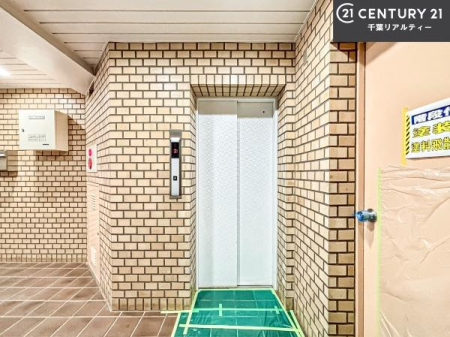 ���̑����p�� �G���x�[�^�[�����I
���������ɔ�ꂽ���◼��ɂ��ו��ł��炭�炭�A��ł������ł��ˁB