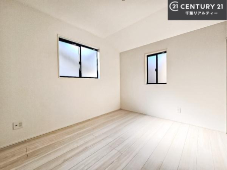 �q������ �|���o�������Ȃ��������́A���q�l�̂������Ƃ��Ă����S�ł��I
���[�X�y�[�X���[�����Ă���̂ŎU�炩�������������T�b�ƕЕt�����܂��I