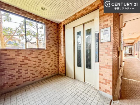 ���̑����p�� �G���x�[�^�[�����ŁA���X�̈ړ������K�B
�����̓��₨�ו��̑������ł��A�X���[�Y�ɂ��A��������܂��I