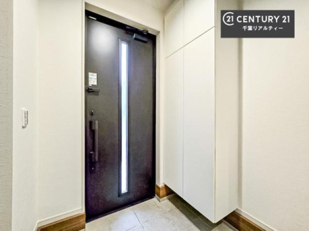 ���� ���ċA���Ă��Ă��A�������܁I�����������Ȃ�A�D�����}������Ă�����ԂɂȂ��Ă��܂��B
���邭��������錺�ւł��I