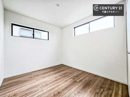 �m�� 2�ʍ̌����m�ۂ������邢�����́A���ʂ����ǂ��A���邭��ϋ��S�n�̗ǂ���ԂƂȂ��Ă���܂��B�����b�N�X���ĉ߂�����S�n�̗ǂ��������ł��I���̖ڊo�߂��X�b�L�����܂��ˁI