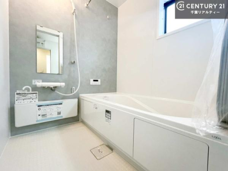 ���� �������������l�̕��͋C�̃o�X���[���́A�����o�Ă��ăo�X�^�C�����[���I
���d���撣���Ă��邲�J���ɂ��D�݂̓����̓����܂����āA�y����ł݂Ă͂������ł��傤���H