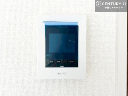 ���̑� TV���j�^�[�t�C���^�[�t�H���������B���K�҂̊���m�F���Ă���Ή��ł��邽�߁A�h�Ɩʂɂ��z�����ꂽ���S�̐ݔ��ł��B