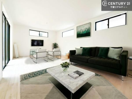 ���r���O �Ƌ��CG�p�[�X�ł��B�J�����̂���L�XLDK�I�\�t�@�[��_�C�j���O�e�[�u����u���Ă������ɂȂ�Ȃ��̂ŉ��K�ɉ߂����܂��I�R�~���j�P�[�V���������₷�����r���O�ł��I