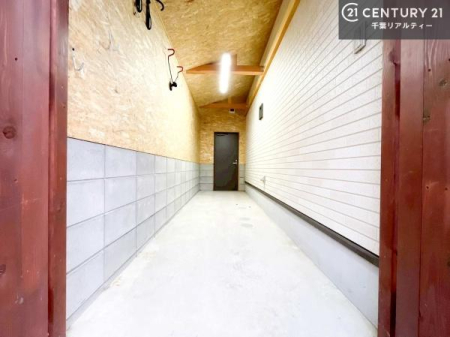 ���̑����n ��؂ȃo�C�N�����S���ĕۊǂł���o�C�N�K���[�W�t���ł��I
�V��̈������ł����Ԃ����܂��I