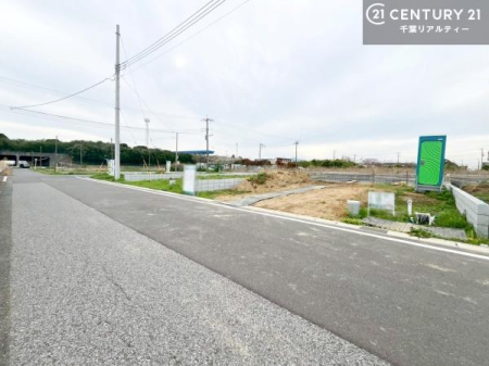 �O�ʓ��H�܂ތ��n�ʐ^ ���ӊ���A���q�l�̂���]�ɍ������������ꏏ�ɂ��ē���v���܂��B�Z��[���A�h�o�C�U�[�ɂ�邲���k������܂��B���Ђ͂��₢���킹�ɑ��Ή����܂��I���҂������܂���I