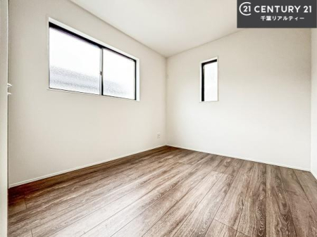 �q������ �|���o�������Ȃ��������́A���q�l�̂������Ƃ��Ă����S�ł��I
���[�X�y�[�X���[�����Ă���̂ŎU�炩�������������T�b�ƕЕt�����܂��I