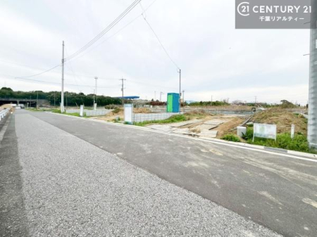 �O�ʓ��H�܂ތ��n�ʐ^ ���ӊ���A���q�l�̂���]�ɍ������������ꏏ�ɂ��ē���v���܂��B�Z��[���A�h�o�C�U�[�ɂ�邲���k������܂��B���Ђ͂��₢���킹�ɑ��Ή����܂��I���҂������܂���I