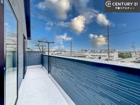 �Z�˂���̒��]�ʐ^ ������������Z��X�ł��I���͂ɂ͍����������Ȃ��A�󂪍L���J����������A�z�������傫���Ղ��邱�Ƃ�����܂���I�C�����̗ǂ������ʂ蔲����X���݂ł��I