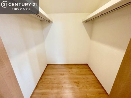 ���[ �E�H�[�N�C���N���[�[�b�g�t���ł��B��������̂��m���Ȃǂ����[���Ă��������ł��ˁI���ɂ���@�������ȂǋG�ߕ��̑傫�ȉƓd�����[�ł��܂��I