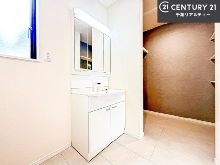 ���ʑ�E���ʏ� ���[�����Ղ�̐��ʎ��I���p�i�̃X�g�b�N��o�X�^�I�����X�b�L���Ǝ��[�ł��Ď��o���₷���I����肪�X�b�L���Еt���ċC�����̗ǂ���ԁI