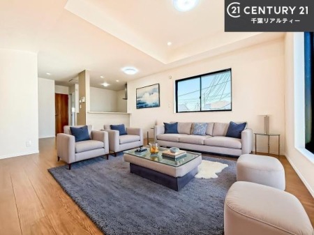 ���r���O �Ƌ��CG�p�[�X�ł��B�J�����̂���L�XLDK�I�\�t�@�[��_�C�j���O�e�[�u����u���Ă������ɂȂ�Ȃ��̂ŉ��K�ɉ߂����܂��I�R�~���j�P�[�V���������₷�����r���O�ł��I