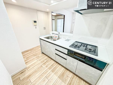 �L�b�`�� ���[�X�y�[�X���L�x�ŁA�����X�y�[�X���X�b�L���ƕЕt���Ђ�`�����p�ł��܂��I
���K�ɍ�Ƃ��ł��܂��I�����̗���������܂��I