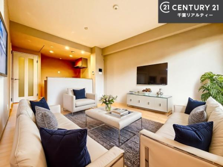 ���r���O �Ƌ��CG�p�[�X�ł��B�S�n�ǂ����r���O�͉Ƒ������R�ƏW�܂�܂��B�Ƒ��c�R�̎��Ԃ����������ł��B���Ƒ��ƁA����w�[���������Ԃ��߂��������ł��ˁB