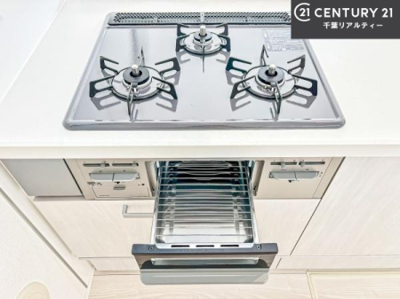 �L�b�`�� �R�����͎O������̂ł������̓����i�s���ł��܂��B
�������O�����t���ł��B�����X�y�[�X���L�X���Ă���׍�Ƃ����₷���I�g�����肪�ǂ��V�X�e���L�b�`���ł��I