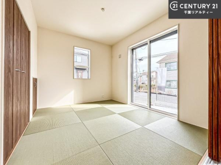 �a�� ���r���O�Ɨאڂ����a���ł��I�Ǝ��̋x�e�X�y�[�X��L�b�Y�X�y�[�X�Ƃ��Ċ��p����̂��悳�����ł��ˁI
�a���̎g�����͖�����I