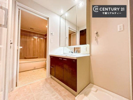 ���ʑ�E���ʏ� ���[�����Ղ�̐��ʎ��I���p�i�̃X�g�b�N��o�X�^�I�����X�b�L���Ǝ��[�ł��Ď��o���₷���I����肪�X�b�L���Еt���ċC�����̗ǂ���ԁI