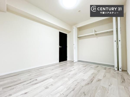 �q������ ���[�X�y�[�X�����Ă��܂��I�������X�b�L�����ڂ��鎖���ł��܂��ˁB
�Ƌ��I�΂Ȃ��V���v���ȃf�U�C���ׁ̈A�Ƌ��I�΂����C�ɓ���̋�ԍ�肪�ł������ł��ˁB