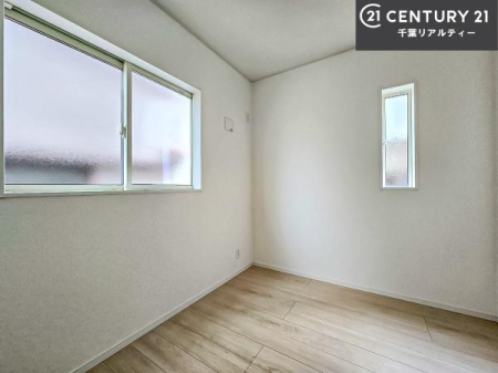 �q������ �V���v���Ƀf�U�C������Ă��邽�߁A�Ƌ��I�т܂���I
���C�ɓ���̉Ƌ��u���Ă��낰���Ԃ���邱�Ƃ��ł��܂��B