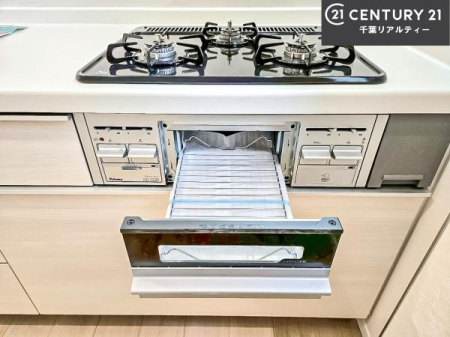 �L�b�`�� �R�����͎O������̂ł������̓����i�s���ł��܂��B
�������O�����t���ł��B�����X�y�[�X���L�X���Ă���׍�Ƃ����₷���I�g�����肪�ǂ��V�X�e���L�b�`���ł��I