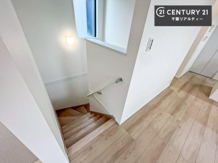 ���̑����� �K�i�͖��邭�萠������Ă��܂��B���q�l�₲�N�z�̕������S���Ă����p�����܂��ˁB