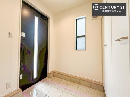 ���� ���ċA���Ă��Ă��A�������܁I�����������Ȃ�A�D�����}������Ă�����ԂɂȂ��Ă��܂��B
���邭��������錺�ւł��I