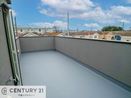 �o���R�j�[ �L�X�Ƃ��Ă���o���R�j�[�ł��I
�����󕨂������̂͂������A���ɓ�����Ȃ��炭�났�^�C��������܂��I