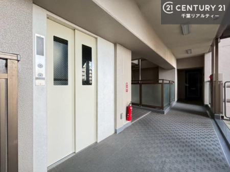 ���̑����p�� �G���x�[�^�[�����ŁA���X�̈ړ������K�B
�����̓��₨�ו��̑������ł��A�X���[�Y�ɂ��A��������܂��I