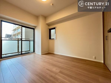 �Q�� �o���R�j�[�ɖʂ��Ă���m���ł��B���邭�����肪����A���C����������ł��܂��I���N���āA�O�ɏo�Ĕw�L�т����[�ċz�����ǂ������}������邱�Ƃ��ł��܂��B