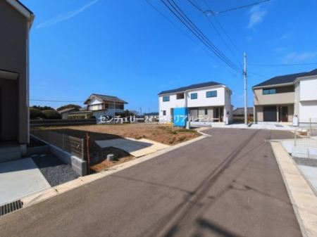 �O�ʓ��H�܂ތ��n�ʐ^ -