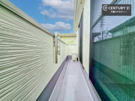 �o���R�j�[ �z������̗ǂ��o���R�j�[�ŁA�����󕨂��悭���������ł��ˁI
���V�C�̗ǂ����ɂ̓o���R�j�[�֏o�ă��t���b�V������̂��C�����悳�����ł��B