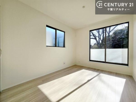 �Q�� �o���R�j�[�ɖʂ��Ă���m���ł��B���邭�����肪����A���C����������ł��܂��I���N���āA�O�ɏo�Ĕw�L�т����[�ċz�����ǂ������}������邱�Ƃ��o�������ł��ˁI