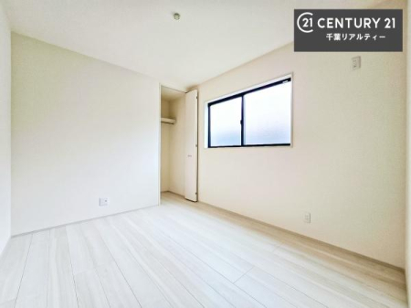 ���r���O�ȊO�̋��� �����Ղ���������������ޗm���I������Ɩ��邳�����˔��������͓I��ԂŁA�v���C�x�[�g���Ԃ�L�Ӌ`�ɉ߂����܂��I