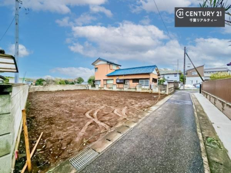 �O�ʓ��H�܂ތ��n�ʐ^ -