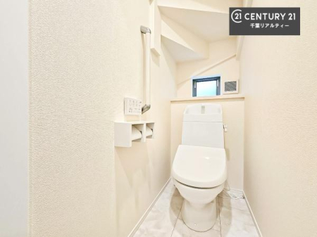 �g�C�� 1�E2�K�Ƀg�C�����������܂��I���̖Z�������ԑт��҂����ɂ��݂����ł��ˁB������Ƃ����������̂���g�C���ł�����ꂪ���₷���ł��I