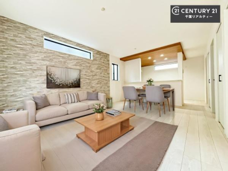 ���r���O �Ƌ��CG�p�[�X�ł��B�S�n�ǂ����r���O�͉Ƒ������R�ƏW�܂�܂��B�Ƒ��c�R�̎��Ԃ����������ł��B���Ƒ��ƁA����w�[���������Ԃ��߂��������ł��ˁB