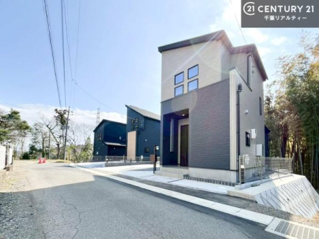 �O�ʓ��H�܂ތ��n�ʐ^ ���ӊ���A���q�l�̂���]�ɍ������������ꏏ�ɂ��ē���v���܂��B�Z��[���A�h�o�C�U�[�ɂ�邲���k������܂��B���Ђ͂��₢���킹�ɑ��Ή����܂��I���҂������܂���I