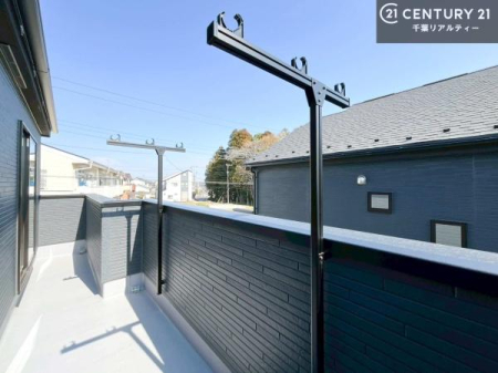 �o���R�j�[ �z������̗ǂ��o���R�j�[�ŁA�����󕨂��悭���������ł��ˁI
���V�C�̗ǂ����ɂ̓o���R�j�[�֏o�ă��t���b�V������̂��C�����悳�����ł��B