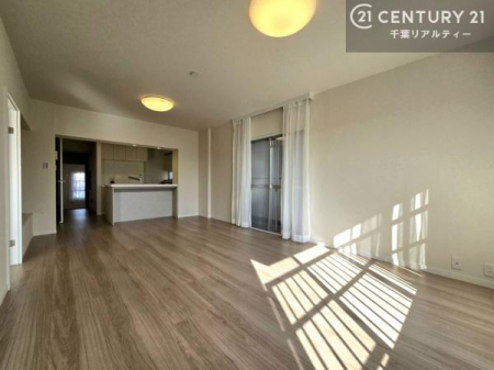 ���r���O �����͐V�K���t�H�[���ς݂Ŕ������d�オ��B����肩������܂Œ��J�Ɏ肪�������A���K�ŋC�����̗ǂ���Ԃ��L����܂��B�����ɐV�������n�߂�����@�ł��B