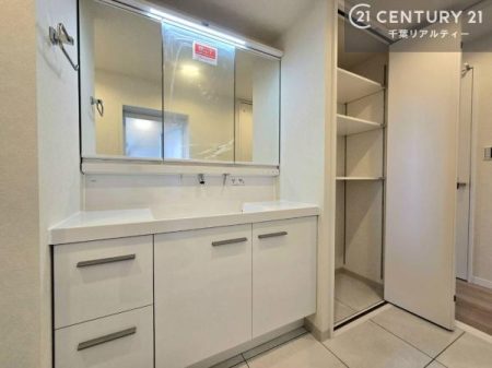 ���ʑ�E���ʏ� ���[�����Ղ�̐��ʎ��I���p�i�̃X�g�b�N��o�X�^�I�����X�b�L���Ǝ��[�ł��Ď��o���₷���I����肪�X�b�L���Еt���ċC�����̗ǂ���ԁI